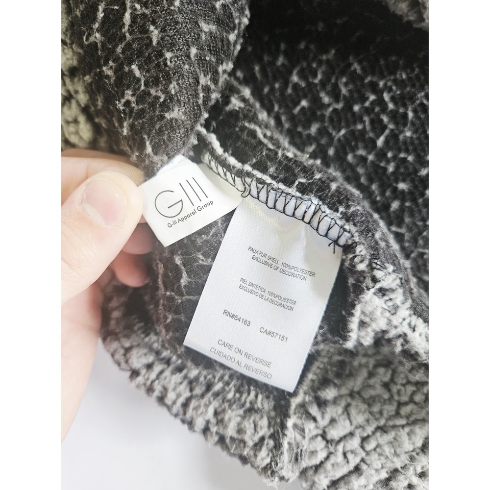 G-III 4 Her by Carl Banks Flyers Fleece Quarter Zip Women's Size Medium Off Grey - Picture 6 of 6